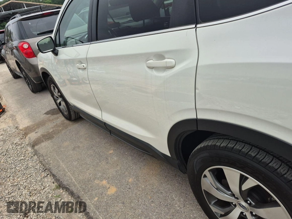 2022 Subaru Ascent Premium z VIN 4S4WMAED8N3429842, wystawiony jako IAAI lot #42561423 z przebiegiem 101 276 mil mil oraz . Historia ofert i sprzedaży dostępna na DreamBid. Obrazek 15.