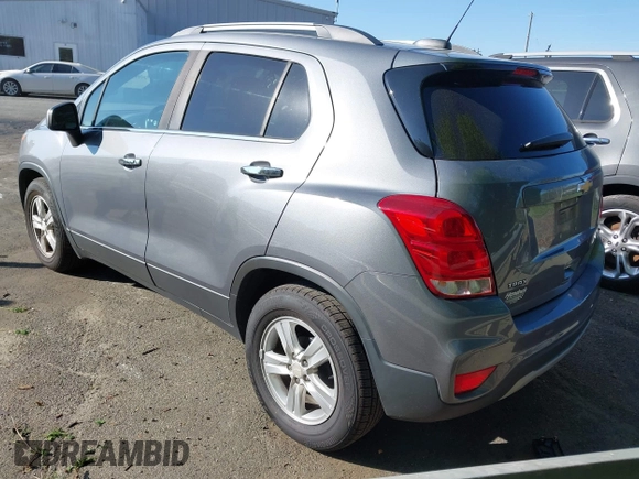 2020 Chevrolet Trax LT z VIN 3GNCJLSB2LL269660, wystawiony jako IAAI lot #42039286 z przebiegiem 111 147 mil mil oraz . Historia ofert i sprzedaży dostępna na DreamBid. Obrazek 3.