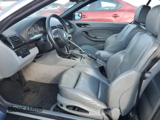 2002 BMW 3 Series 330Ci z VIN WBABS53462JU92414, wystawiony jako Copart lot #44362395 z przebiegiem 109 507 mil mil oraz Czysty tytuł • Clean title. Historia ofert i sprzedaży dostępna na DreamBid. Obrazek 7.
