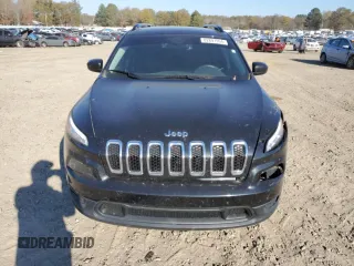 2016 Jeep Cherokee Altitude with VIN 1C4PJMAB8GW112362, listed as a Copart auction lot 82897994 with 115,625 mi miles and Salvage title. Bid and sale history available at DreamBid. Image 5.