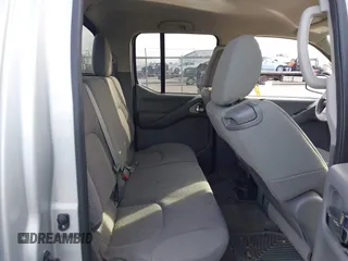 2014 Nissan Frontier SL z VIN 1N6AD0FV3EN767134, wystawiony jako IAAI lot #41463305 z przebiegiem 63 553 mil mil oraz . Historia ofert i sprzedaży dostępna na DreamBid. Obrazek 8.