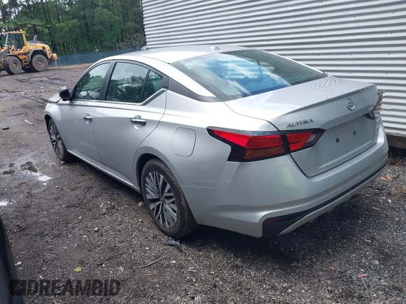 2024 Nissan Altima SV с VIN 1N4BL4DV2RN375620, выставлен на аукционе IAAI как лот 42526830 с пробегом 33 157 миль миль и . История ставок и продаж доступна на DreamBid. Изображение 3.