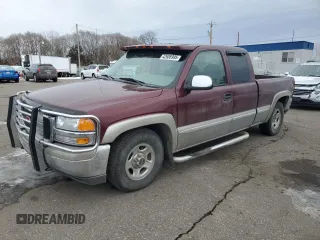 2000 GMC New Sierra 1500 SL with VIN 2GTEC19V1Y1185757, listed as a Copart auction lot 42606995 with 113,635 mi miles and Salvage Title. Bid and sale history available at carsss.com. Image 1.