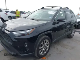 2022 Toyota RAV4 XLE Premium with VIN JTMC1RFV0ND085813, listed as a IAAI auction lot 42152401 with 86,707 mi miles and . Bid and sale history available at DreamBid. Image 17.
