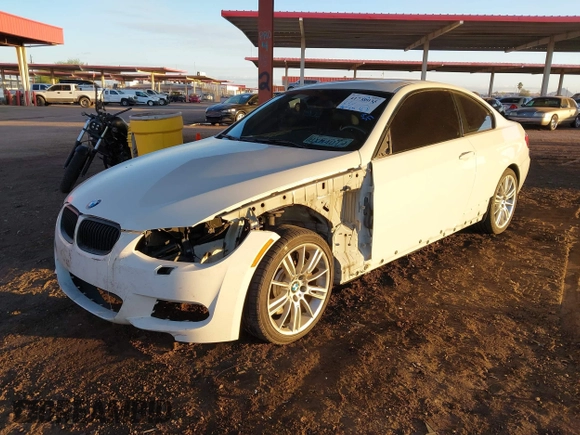 2011 BMW 3 Series 335i xDrive with VIN WBAKF9C51BE620345, listed as a IAAI auction lot 41739035 with 86,543 mi miles. Bid and sale history available at carsss.com. Image 18.