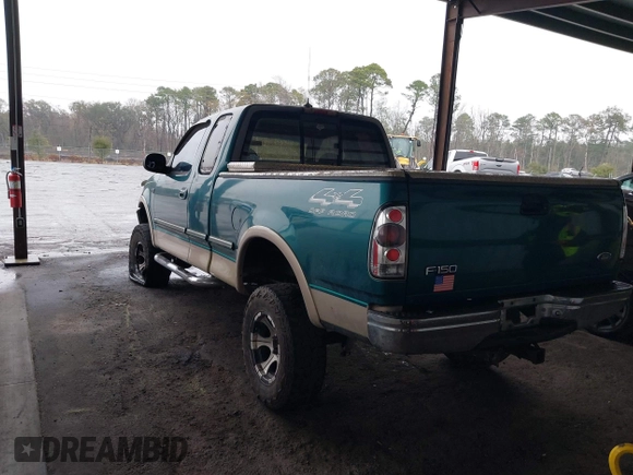 1997 Ford F-150 XL with VIN 1FTDX18W9VKC62901, listed as a IAAI auction lot 41495680 with 205,443 mi miles. Bid and sale history available at carsss.com. Image 3.