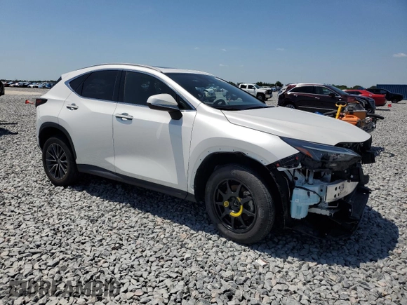 2022 Lexus NX 350 Premium z VIN 2T2GGCEZ4NC002510, wystawiony jako Copart lot #56745455 z przebiegiem 29 948 mil mil oraz Szkoda całkowita • Salvage title. Historia ofert i sprzedaży dostępna na DreamBid. Obrazek 4.