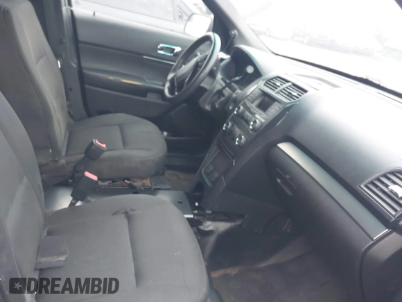 2017 Ford Police Interceptor Utility with VIN 1FM5K8AT7HGB55148, listed as a IAAI auction lot 40736361 with 100,962 mi miles and . Bid and sale history available at DreamBid. Image 5.