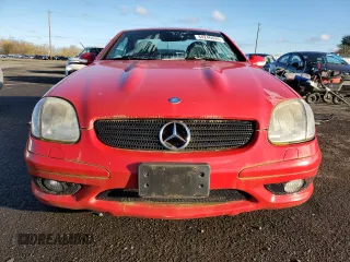 2003 Mercedes-Benz SLK 320 with VIN WDBKK65F43F282727, listed as a Copart auction lot 84246624 with 70,244 mi miles and Clean title. Bid and sale history available at DreamBid. Image 5.