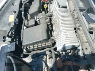 2015 Toyota Prius Two z VIN JTDZN3EU0FJ024050, wystawiony jako IAAI lot #42839738 z przebiegiem 153 906 mil mil oraz . Historia ofert i sprzedaży dostępna na DreamBid. Obrazek 19.