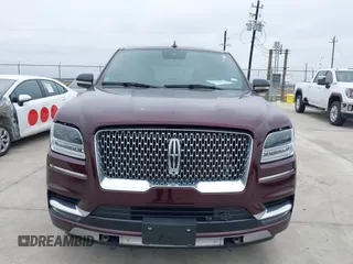 2021 Lincoln Navigator Reserve z VIN 5LMJJ2LT2MEL17430, wystawiony jako IAAI lot #41623672 z przebiegiem 21 706 mil mil oraz . Historia ofert i sprzedaży dostępna na DreamBid. Obrazek 12.