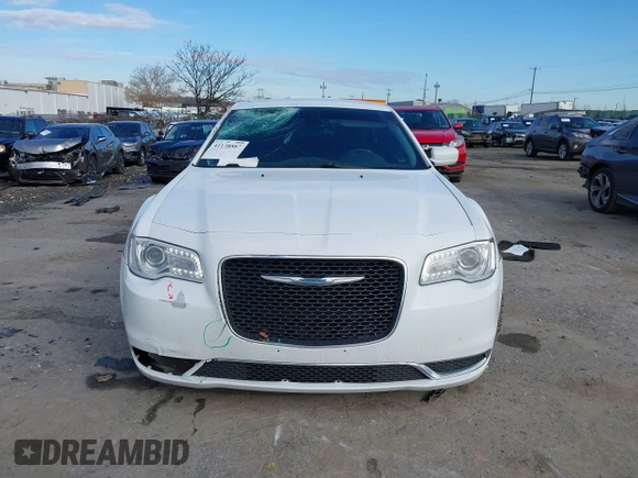 2015 Chrysler 300 Limited with VIN 2C3CCAAG8FH781252, listed as a IAAI auction lot 41138887 with 115,116 mi miles and . Bid and sale history available at carsss.com. Image 11.