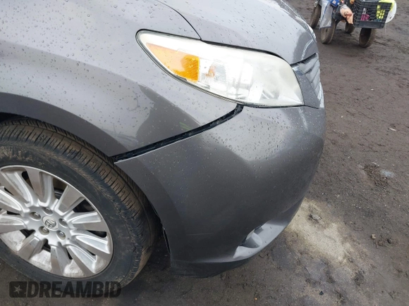 2012 Toyota Sienna XLE with VIN 5TDDK3DC7CS035444, listed as a IAAI auction lot 41640499 with 117,220 mi miles and . Bid and sale history available at DreamBid. Image 17.