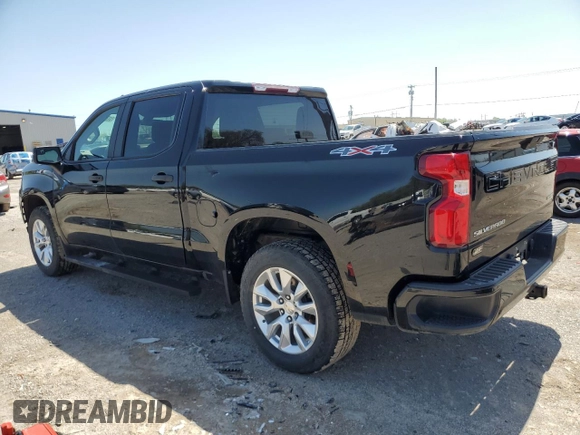 2021 Chevrolet Silverado 1500 Custom with VIN 1GCPYBEK1MZ218107, listed as a Copart auction lot 51285875 with 92,619 mi miles and Salvage Title. Bid and sale history available at DreamBid. Image 2.