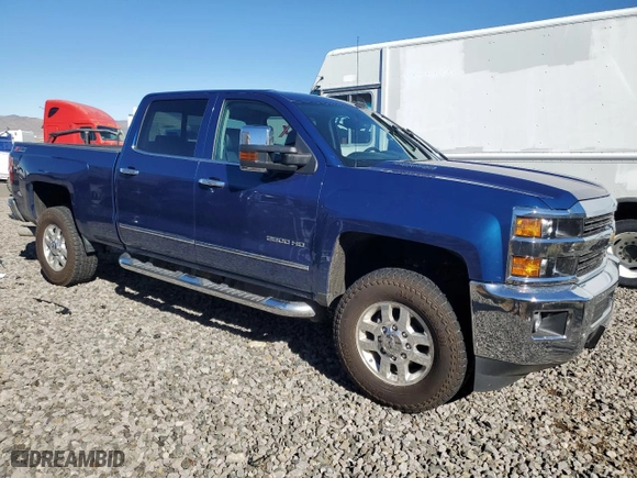 2015 Chevrolet Silverado 3500HD LTZ with VIN 1GC4K0E80FF577143, listed as a Copart auction lot 76626244 with 41,587 mi miles and Salvage Title. Bid and sale history available at carsss.com. Image 4.