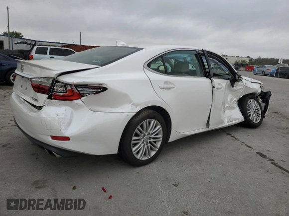 2018 Lexus ES with VIN 58ABK1GG9JU108336, listed as a Copart auction lot 48292635 with 68,190 mi miles and Salvage Title. Bid and sale history available at carsss.com. Image 3.