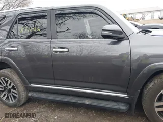 2023 Toyota 4Runner Limited with VIN JTEKU5JR5P6110276, listed as a IAAI auction lot 41754082 with 31,923 mi miles. Bid and sale history available at carsss.com. Image 13.