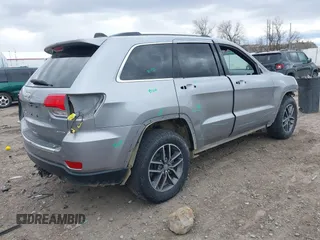 2018 Jeep Grand Cherokee Limited with VIN 1C4RJFBG5JC195417, listed as a IAAI auction lot 41861657 with 151,140 mi miles and . Bid and sale history available at DreamBid. Image 4.