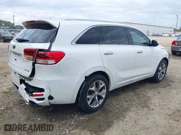 2017 Kia Sorento SX z VIN 5XYPK4A58HG226884, wystawiony jako IAAI lot #40738284 z przebiegiem 137 599 mil mil oraz . Historia ofert i sprzedaży dostępna na DreamBid. Obrazek 4.