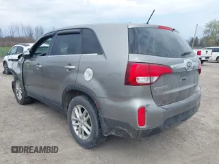 2015 Kia Sorento LX with VIN 5XYKTCA66FG570155, listed as a IAAI auction lot 42123965 with 110,748 mi miles and . Bid and sale history available at carsss.com. Image 3.