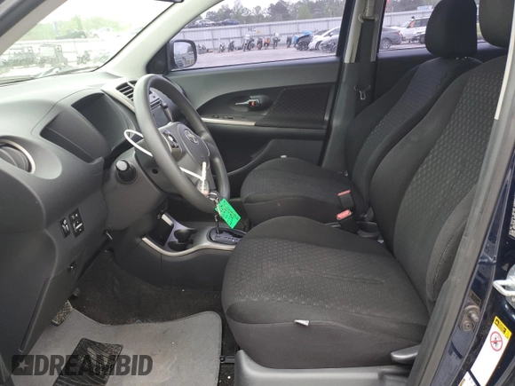 2013 Scion xD z VIN JTKKUPB49D1038616, wystawiony jako Copart lot #51835625 z przebiegiem 139 165 mil mil oraz Szkody całkowita. Historia ofert i sprzedaży dostępna na DreamBid. Obrazek 7.