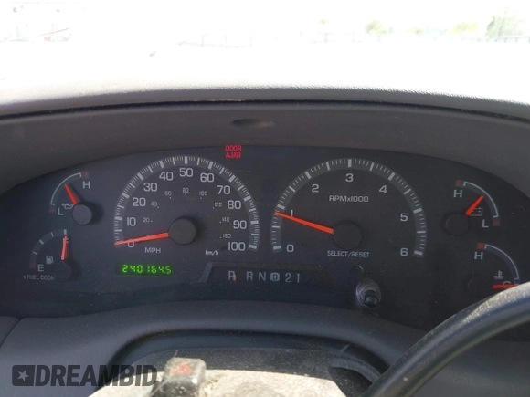 1999 Ford F-150 XL with VIN 2FTRX18LXXCA77730, listed as a IAAI auction lot 42181915 with 240,164 mi miles and . Bid and sale history available at DreamBid. Image 7.