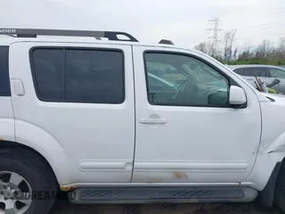 2007 Nissan Pathfinder SE with VIN 5N1AR18W97C640012, listed as a IAAI auction lot 42062693 with 298,370 mi miles. Bid and sale history available at carsss.com. Image 13.