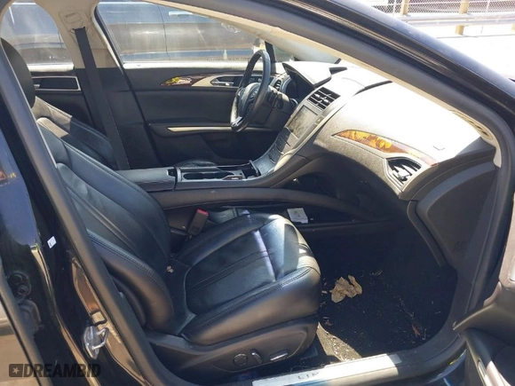 2014 Lincoln MKZ with VIN 3LN6L2G95ER824449, listed as a IAAI auction lot 41878804 with 173,308 mi miles. Bid and sale history available at carsss.com. Image 5.