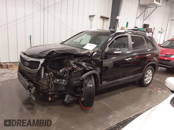 2013 Kia Sorento LX z VIN 5XYKTCA62DG338648, wystawiony jako IAAI lot #42352573 z przebiegiem 164 486 mil mil oraz . Historia ofert i sprzedaży dostępna na DreamBid. Obrazek 18.