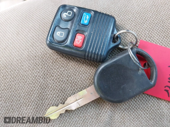 2004 Ford Explorer XLT с VIN 1FMZU73K64ZA93296, выставлен на аукционе IAAI как лот 39911378 с пробегом 189 789 миль миль и . История ставок и продаж доступна на DreamBid. Изображение 11.