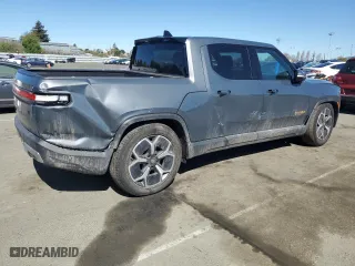 2022 Rivian R1T Adventure Package with VIN 7FCTGAAA5NN014843, listed as a Copart auction lot 47668545 with 42,640 mi miles and Salvage Title. Bid and sale history available at carsss.com. Image 3.