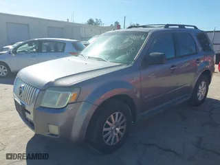 2008 Mercury Mariner with VIN 4M2CU81178KJ06737, listed as a IAAI auction lot 41638001 with 143,895 mi miles. Bid and sale history available at carsss.com. Image 2.