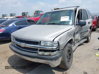 2004 Chevrolet Tahoe LS z VIN 1GNEC13T44R180732, wystawiony jako IAAI lot #42170904 z przebiegiem Nie podano mil oraz . Historia ofert i sprzedaży dostępna na DreamBid. Obrazek 18.