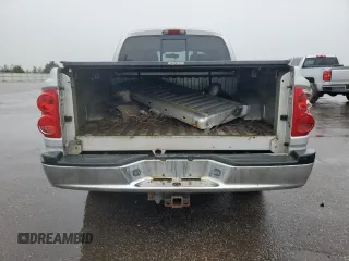 2005 Dodge Dakota SLT z VIN 1D7HW48N45S253901, wystawiony jako Copart lot #59167695 z przebiegiem 134 353 mil mil oraz Czysty tytuł • Clean title. Historia ofert i sprzedaży dostępna na DreamBid. Obrazek 6.