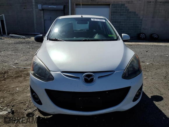 2013 Mazda 2 Touring z VIN JM1DE1LY5D0160472, wystawiony jako Copart lot #50191085 z przebiegiem 116 911 mil mil oraz Czysty tytuł • Clean title. Historia ofert i sprzedaży dostępna na DreamBid. Obrazek 5.