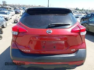 2019 Nissan Kicks SV z VIN 3N1CP5CU5KL499178, wystawiony jako IAAI lot #42316941 z przebiegiem 125 647 mil mil oraz . Historia ofert i sprzedaży dostępna na DreamBid. Obrazek 16.