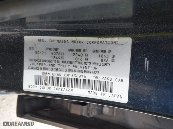 2021 Mazda Mazda3 Hatchback Select with VIN JM1BPAKL6M1336916, listed as a IAAI auction lot 41708681 with 82,361 mi miles. Bid and sale history available at carsss.com. Image 9.