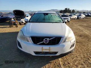 2013 Volvo XC60 T6 с VIN YV4902DZ9D2455853, выставлен на аукционе Copart как лот 50393225 с пробегом 152 038 миль миль и Списание • Salvage title. История ставок и продаж доступна на DreamBid. Изображение 5.