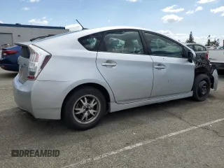 2011 Toyota Prius I z VIN JTDKN3DU1B1338240, wystawiony jako Copart lot #51329945 z przebiegiem 188 773 mil mil oraz Szkoda całkowita • Salvage title. Historia ofert i sprzedaży dostępna na DreamBid. Obrazek 3.