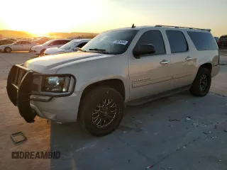 2008 Chevrolet Suburban LTZ with VIN 3GNFC16J78G204719, listed as a Copart auction lot 76814694 with 258,396 mi miles and Salvage Title. Bid and sale history available at carsss.com. Image 1.