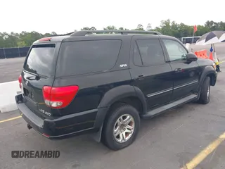 2005 Toyota Sequoia SR5 with VIN 5TDBT44A05S255200, listed as a IAAI auction lot 42215046 with 194,891 mi miles and . Bid and sale history available at DreamBid. Image 4.