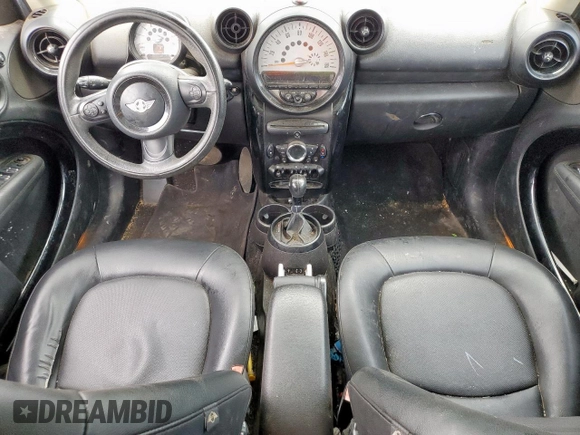 2014 MINI Countryman z VIN WMWZB3C59EWR40468, wystawiony jako Copart lot #62678655 z przebiegiem 108 645 mil mil oraz Czysty tytuł • Clean title. Historia ofert i sprzedaży dostępna na DreamBid. Obrazek 8.