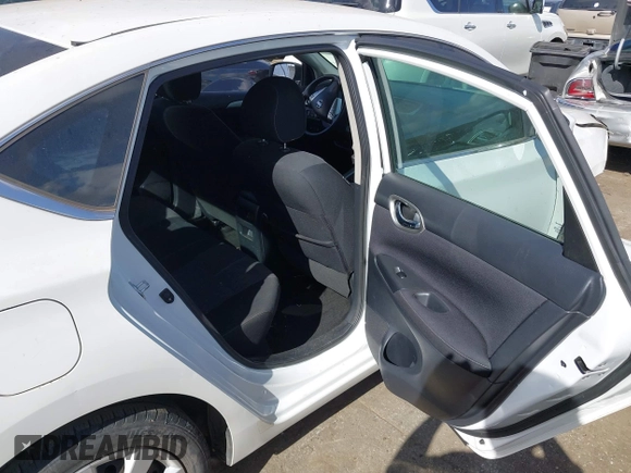 2014 Nissan Sentra S with VIN 3N1AB7APXEL662717, listed as a IAAI auction lot 40998099 with 133,363 mi miles and . Bid and sale history available at DreamBid. Image 8.