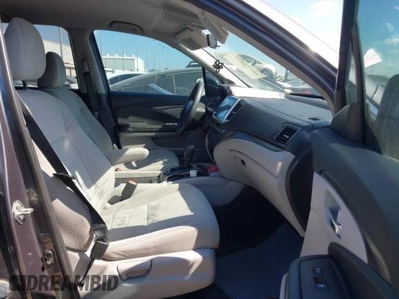 2016 Honda Pilot EX with VIN 5FNYF5H35GB051034, listed as a IAAI auction lot 40572529 with 116,859 mi miles. Bid and sale history available at carsss.com. Image 5.
