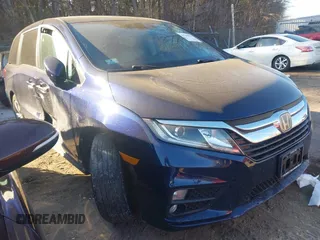 2018 Honda Odyssey EX-L with VIN 5FNRL6H72JB100736, listed as a IAAI auction lot 41350954 with 113,504 mi miles. Bid and sale history available at carsss.com. Image 1.