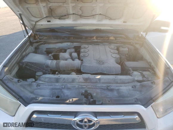 2010 Toyota 4Runner SR5 with VIN JTEZU5JR9A5008264, listed as a Copart auction lot 85495544 with 264,456 mi miles and Salvage Title. Bid and sale history available at carsss.com. Image 13.