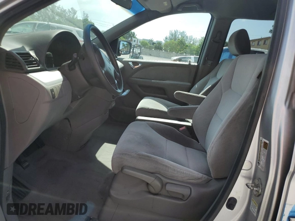 2010 Honda Odyssey LX с VIN 5FNRL3H23AB034216, выставлен на аукционе Copart как лот 58536475 с пробегом 169 920 миль миль и Чистый • Clean title. История ставок и продаж доступна на DreamBid. Изображение 7.