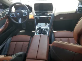 2020 BMW 8 Series M850i xDrive z VIN WBABC4C00LCE77534, wystawiony jako Copart lot #57640795 z przebiegiem Nie podano mil oraz Szkody całkowita. Historia ofert i sprzedaży dostępna na DreamBid. Obrazek 8.