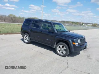 2014 Jeep Patriot Sport with VIN 1C4NJRBB8ED820851, listed as a IAAI auction lot 41930011 with 155,340 mi miles and . Bid and sale history available at carsss.com. Image 1.