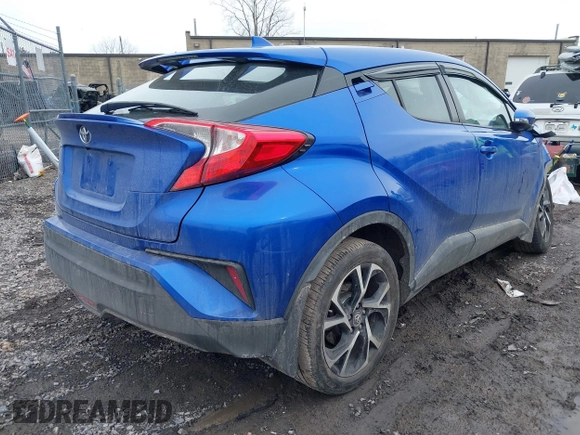 2018 Toyota C-HR XLE with VIN NMTKHMBXXJR001608, listed as a IAAI auction lot 41785723 with 138,047 mi miles. Bid and sale history available at carsss.com. Image 4.